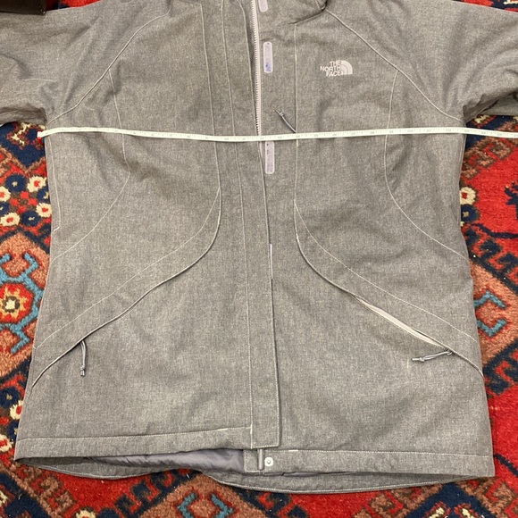 Large North Face Ski Coat - Picture 6 of 13